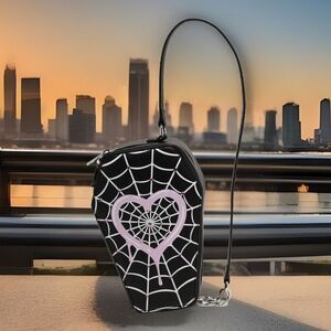 Monster High‎ Draculaura Coffin Glow-In-The-Dark Black Rhinestone Bag NEW